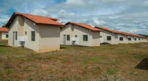 Deputados aprovam recursos para concluir moradias populares em Rondônia