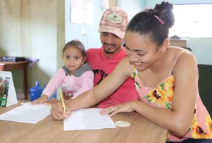 Microcrédito impulsiona produção e fortalece a agricultura familiar em Rondônia com mais de R$ 23,6 milhões aprovados