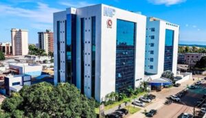 Energisa é condenada a pagar R$ 5 mil por oscilação de energia que danificou elevador do MP em RO