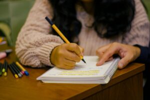 Programa Vencer abre inscrições para 2,6 mil vagas em cursos gratuitos com bolsa de R$ 2,4 mil em Rondônia