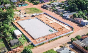 Guajará-Mirim ganha Espaço Esportivo Comunitário com incentivo de Confúcio Moura