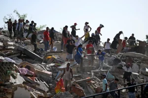 Número de mortos por terremoto na Venezuela passa de 5.000