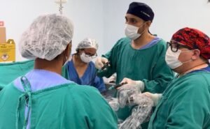 “Aprendi a ler o corredor”: Dr. Fernando Máximo aborda a espera na saúde no programa eleitoral